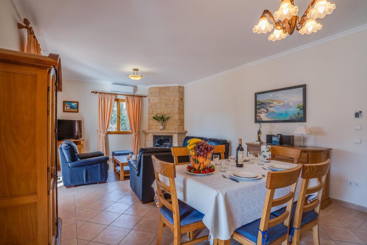 Villa Puerto - Aran Berna